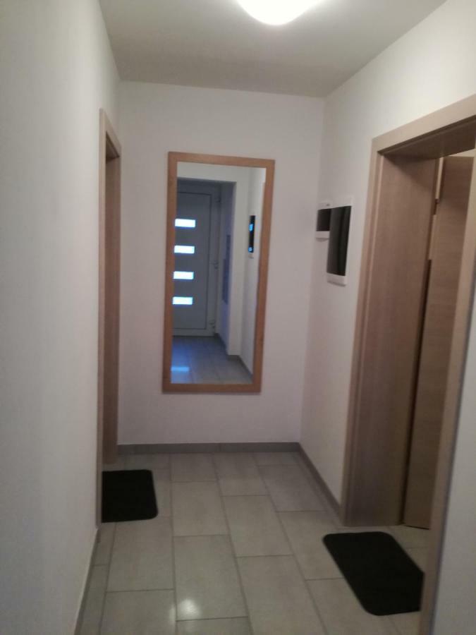 Apartอิซอลา ภายนอก รูปภาพ