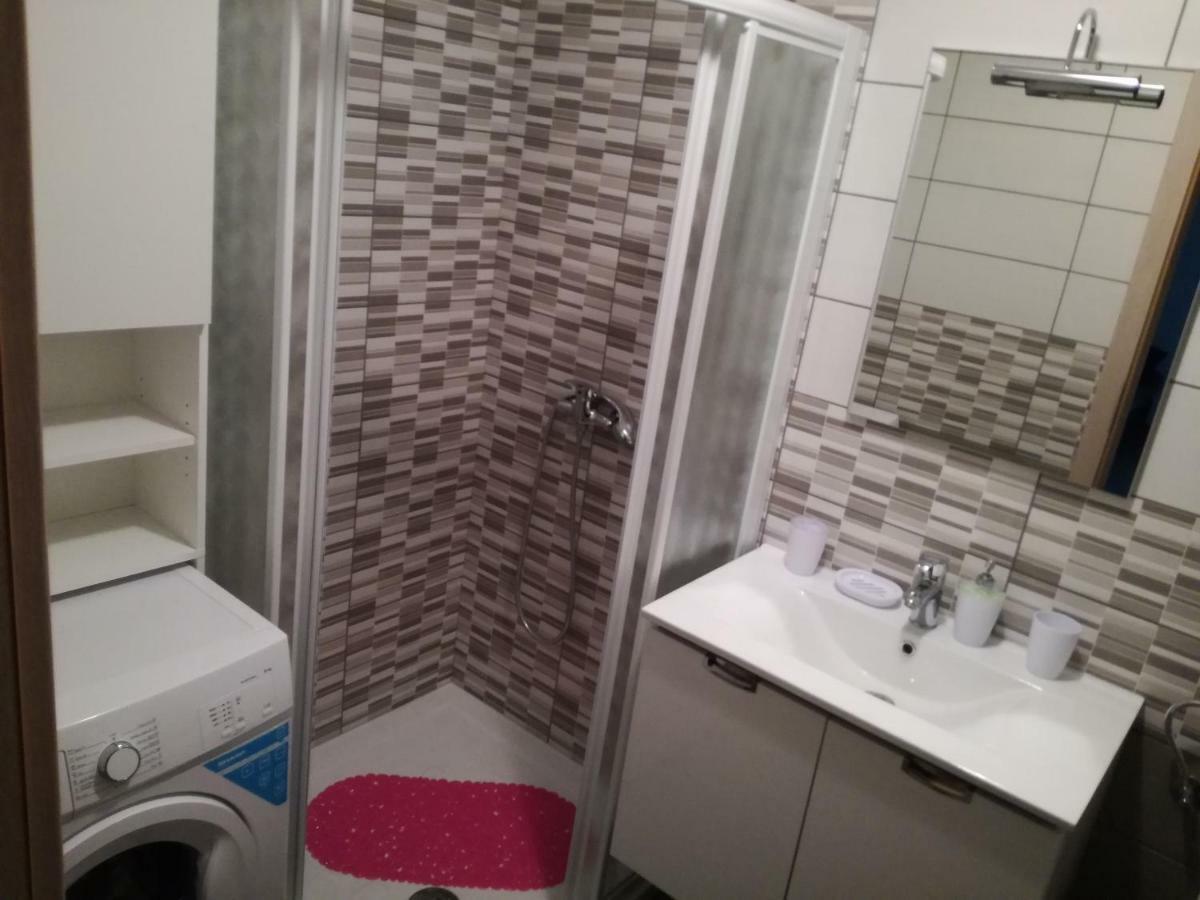 Apartอิซอลา ภายนอก รูปภาพ