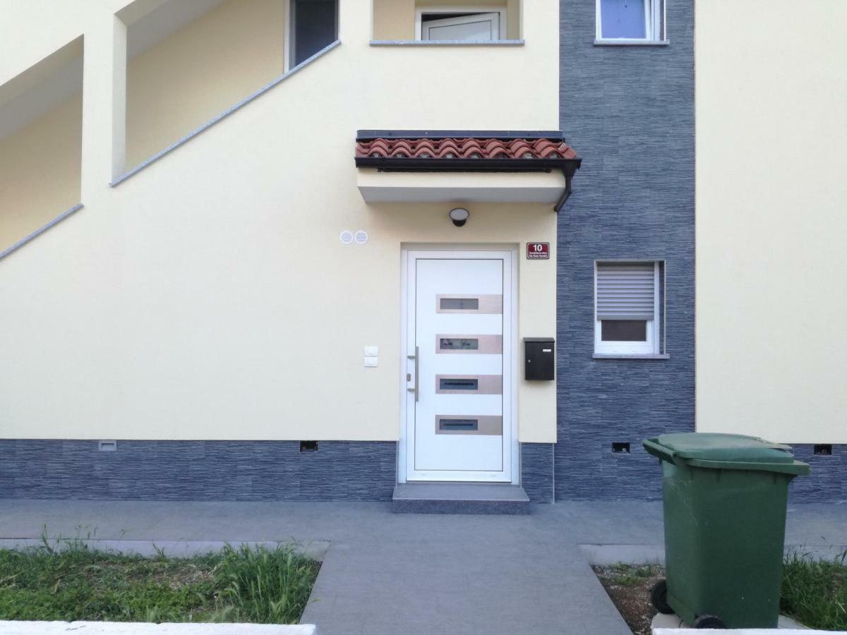 Apartอิซอลา ภายนอก รูปภาพ